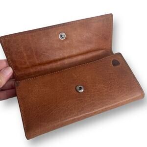Spikes & Sparrow Brandy Brown Leather Brooklyn Clutch Wallet Snap Zip RFID